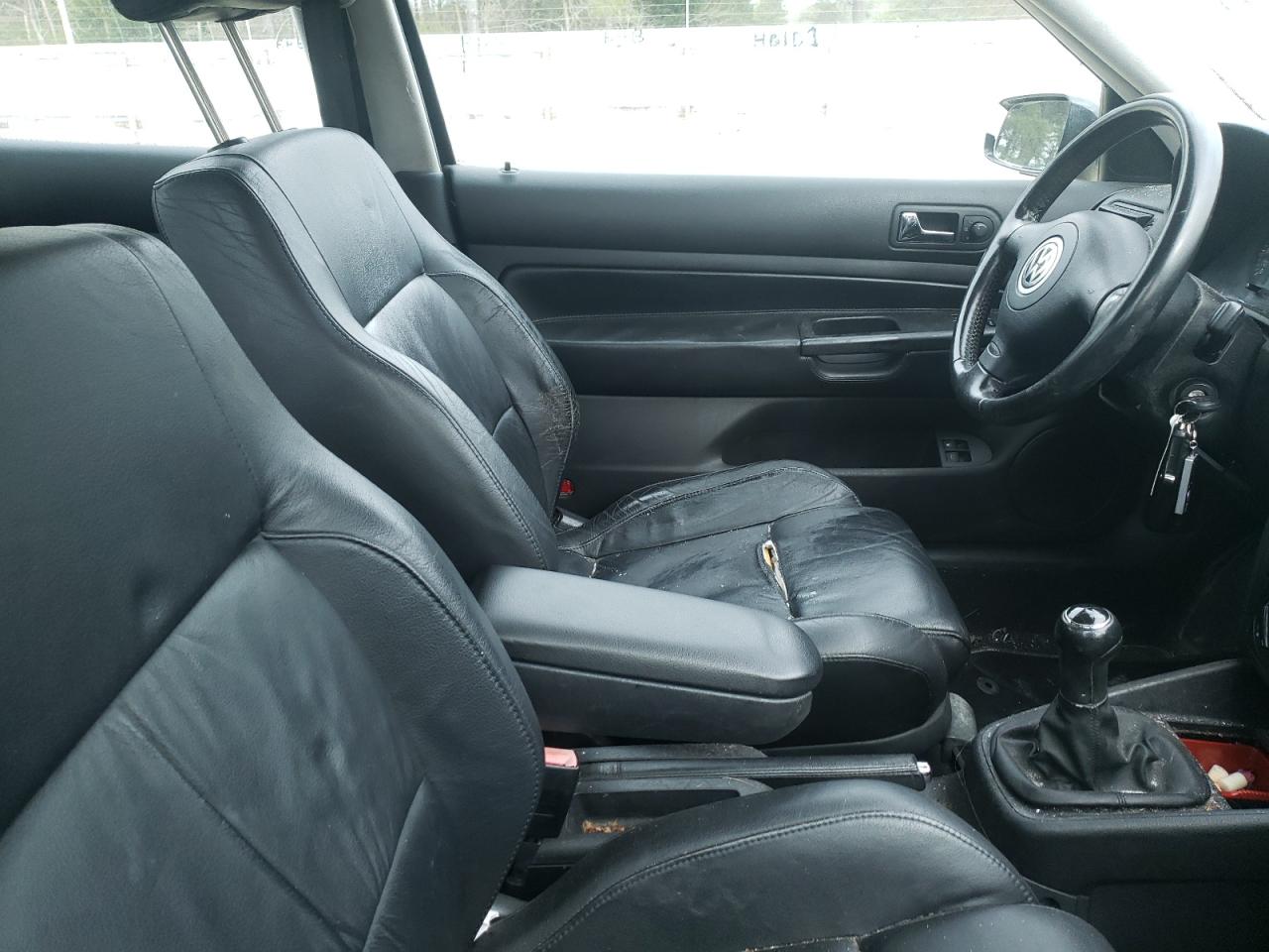 Photo 5 from auction – 2003 VOLKSWAGEN GTI with VIN 9BWDE61JX34027769