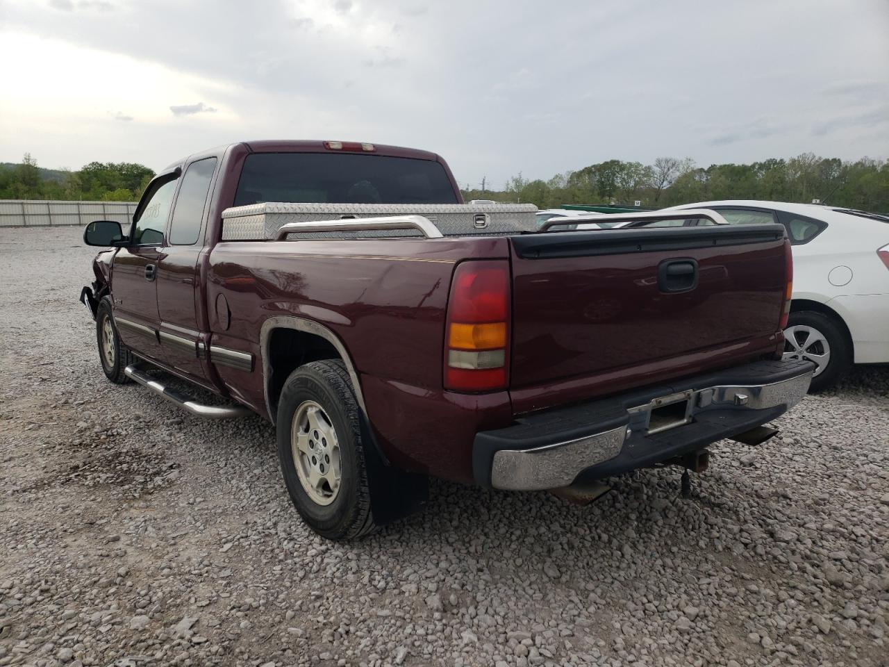 Photo 3 from auction – 2001 CHEVROLET SILVERADO with VIN 2GCEC19T811198977