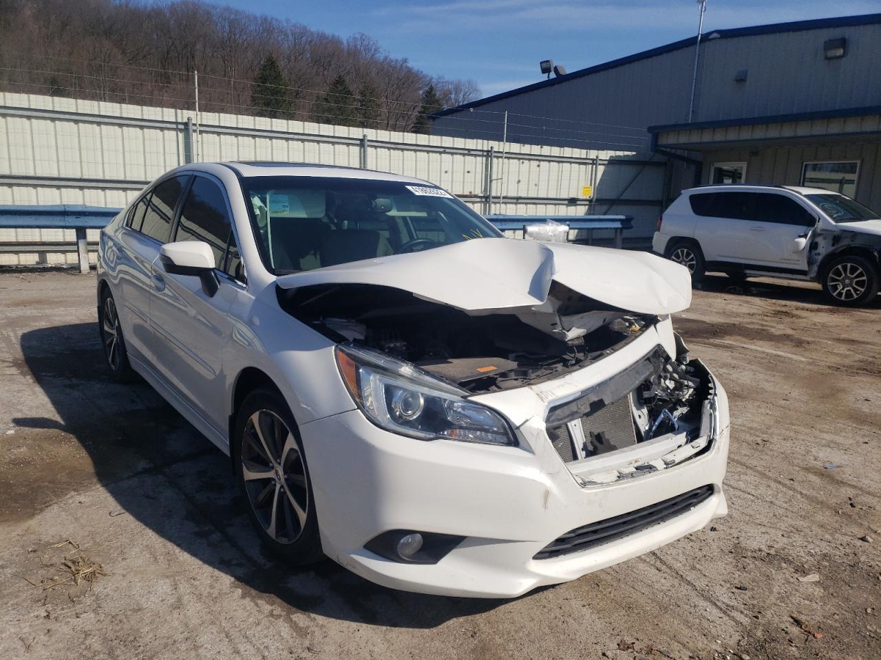 SUBARU LEGACY 2.5 2015 with VIN 4S3BNBL69F3012564 - Photo from auction