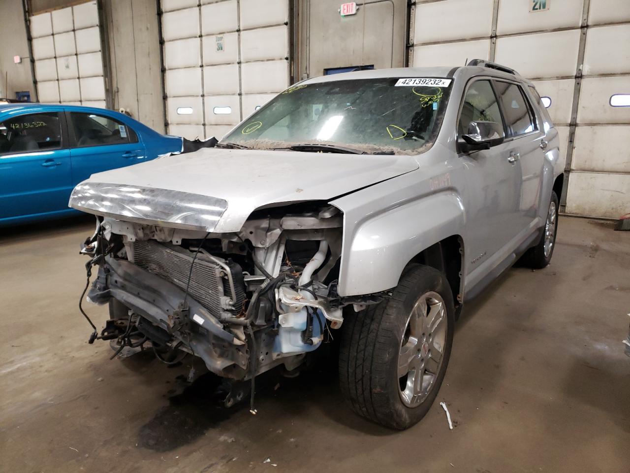 Photo 2 from auction – 2013 GMC TERRAIN SL with VIN 2GKFLXE30D6330946