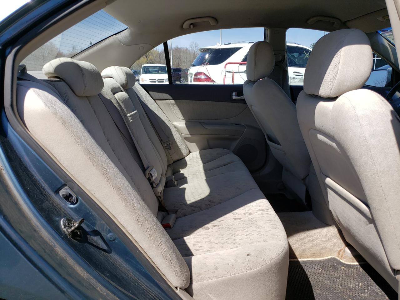 Photo 6 from auction – 2006 HYUNDAI SONATA GL with VIN KMHET46C16A079327