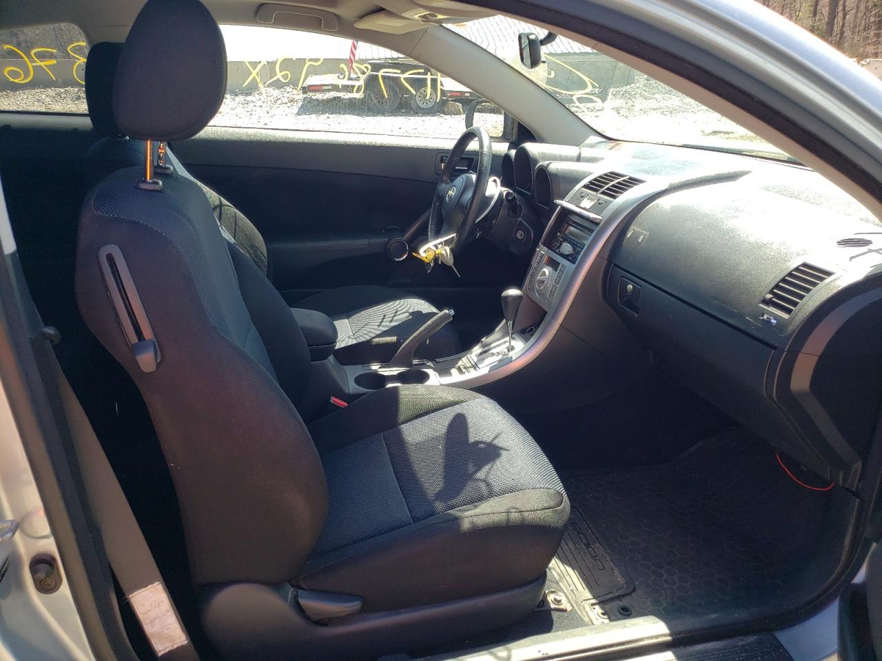 Photo 5 from auction – 2005 TOYOTA SCION TC with VIN JTKDE177250048823