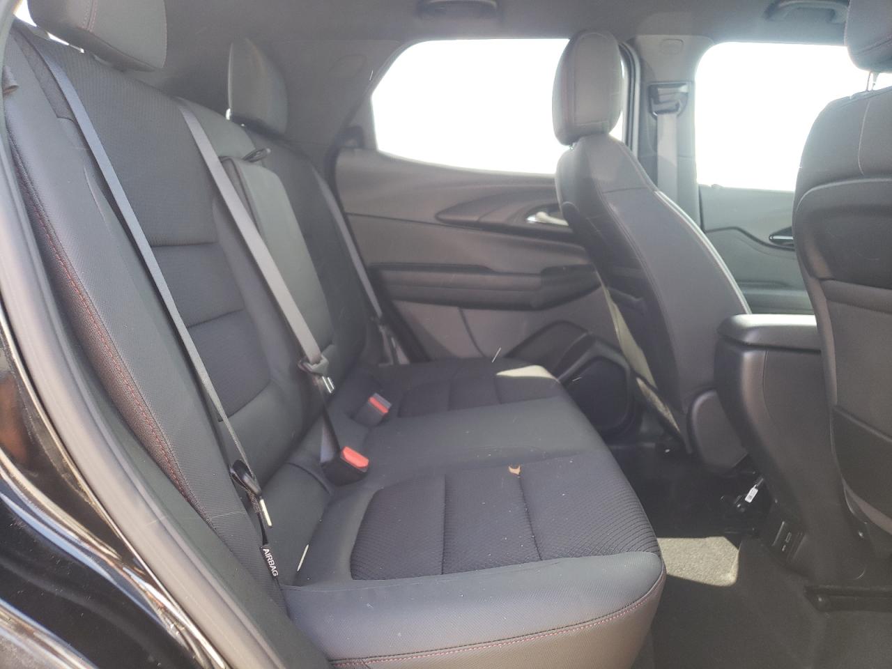 Photo 6 from auction – 2021 CHEVROLET TRAILBLAZE with VIN KL79MTSL6MB035878