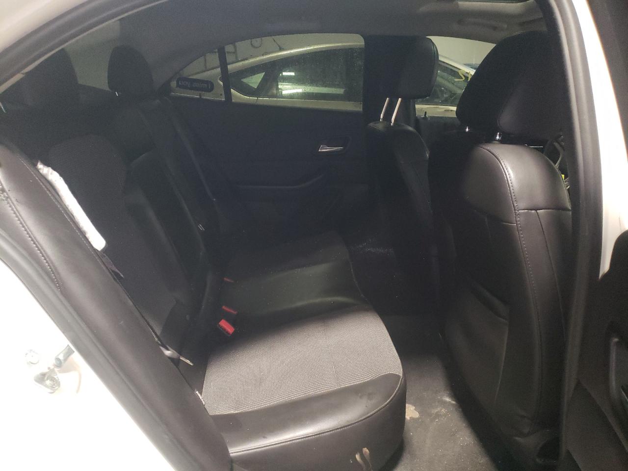 Photo 6 from auction – 2014 CHEVROLET MALIBU 1LT with VIN 1G11C5SL2EF280145