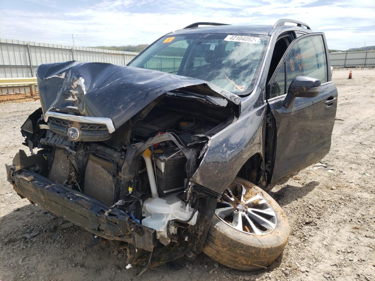 Photo 2 from auction – 2018 SUBARU FORESTER 2 with VIN JF2SJGWCXJH432437