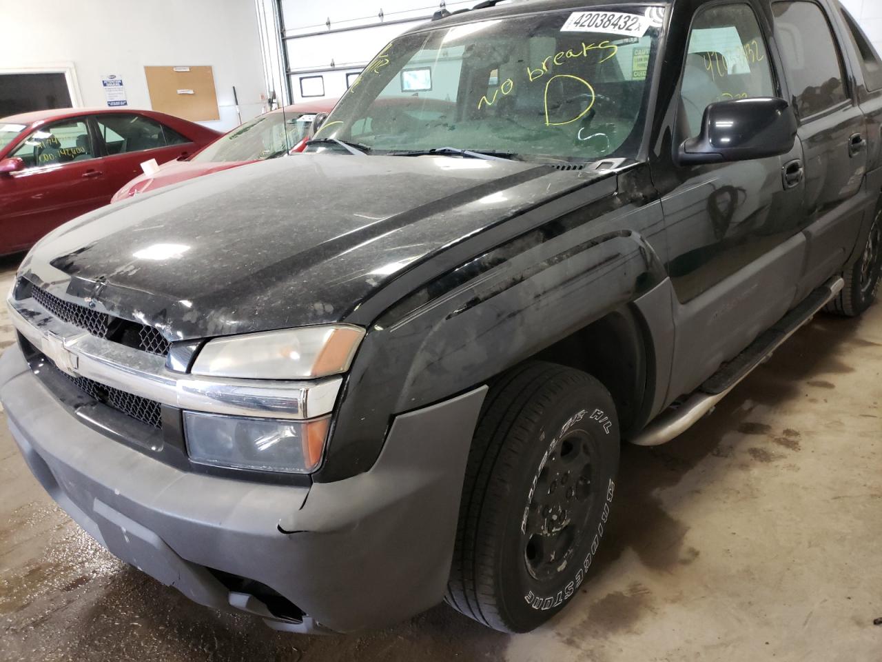 Photo 9 from auction – 2004 CHEVROLET AVALANCHE with VIN 3GNEK12T64G241552