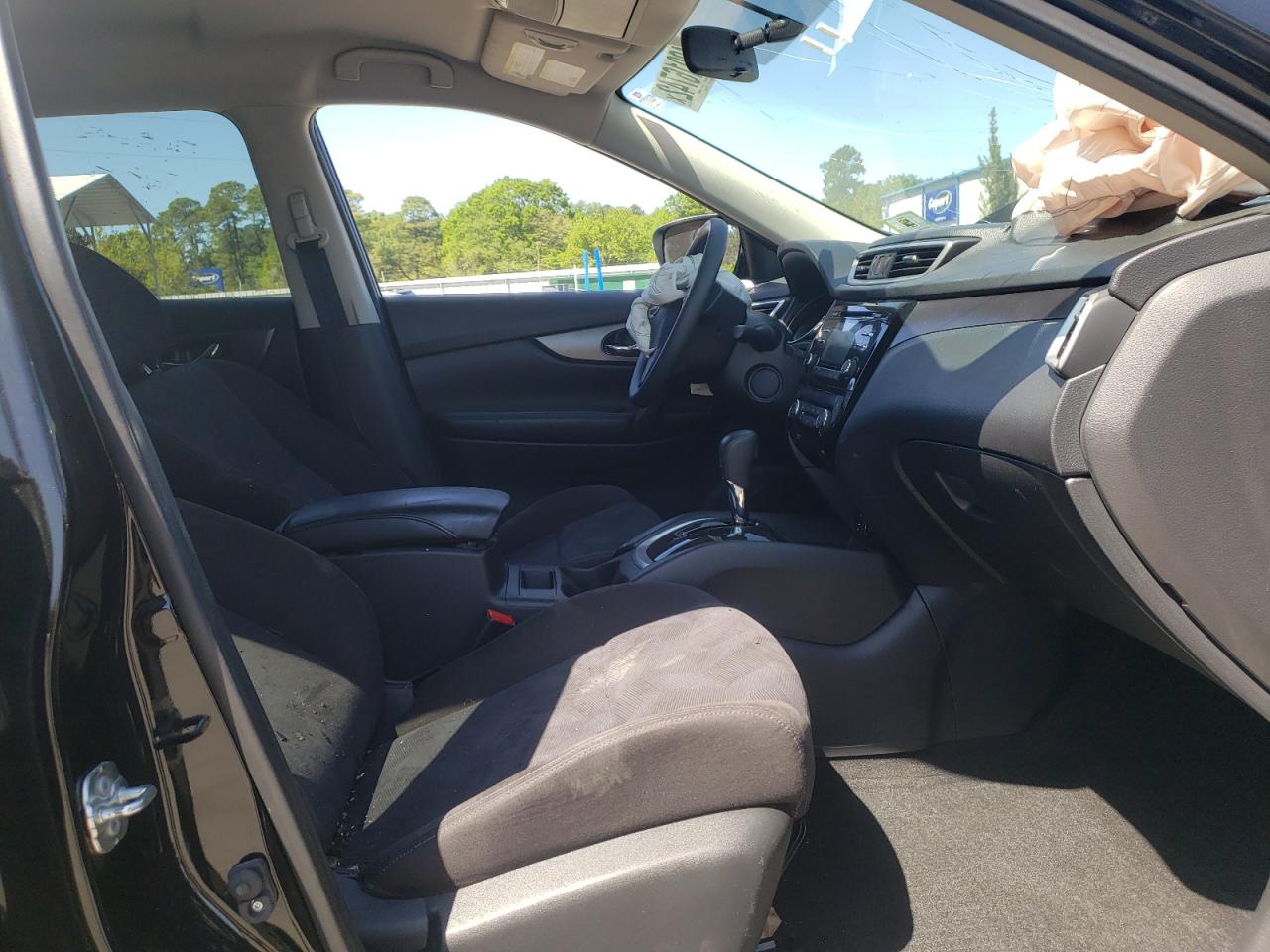 Photo 5 from auction – 2015 NISSAN ROGUE S with VIN KNMAT2MV9FP558152