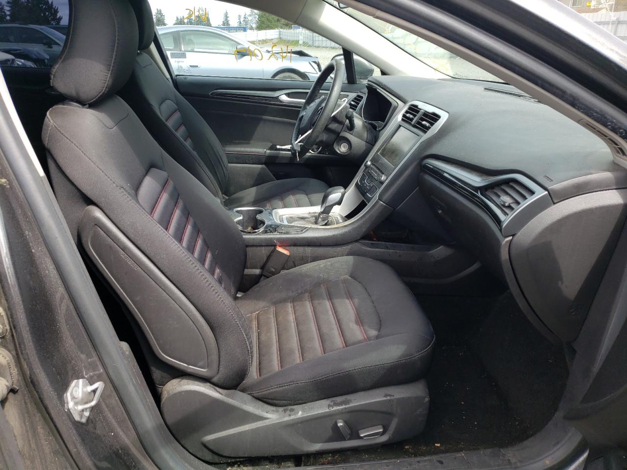Photo 5 from auction – 2016 FORD FUSION SE with VIN 3FA6P0H78GR397299
