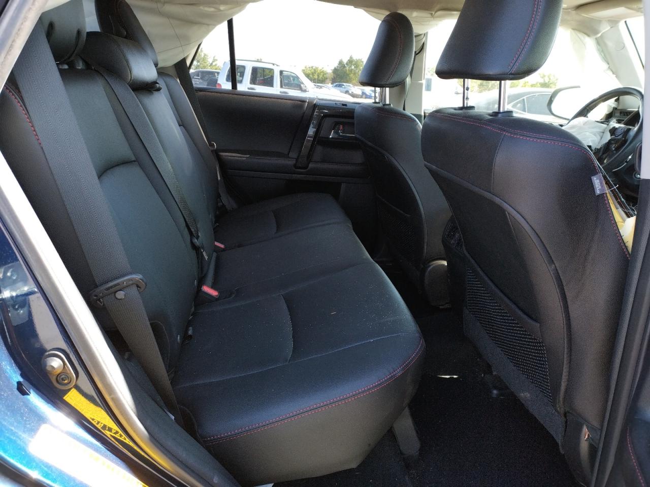 Photo 6 from auction – 2016 TOYOTA 4RUNNER SR with VIN JTEBU5JR9G5392833