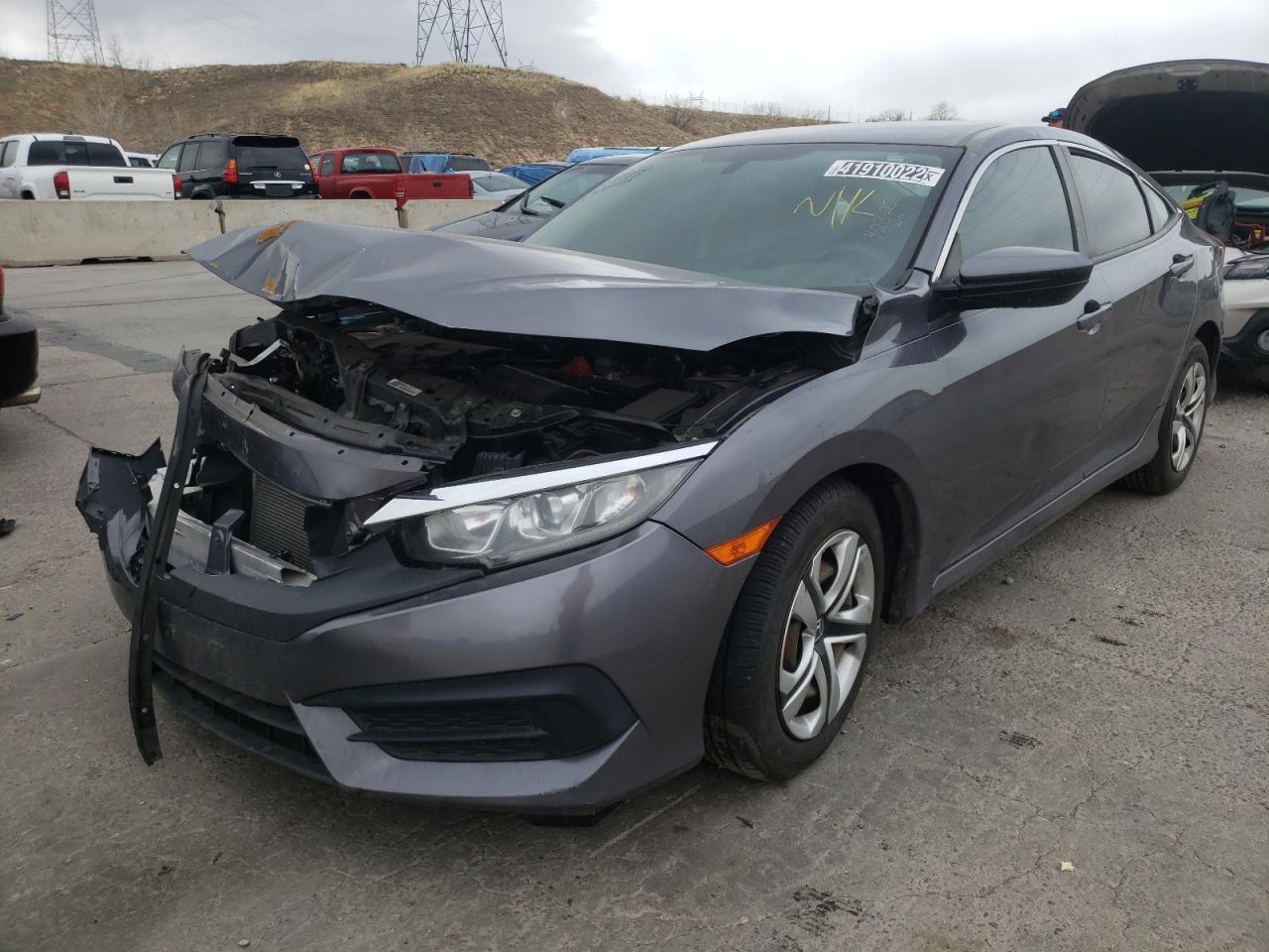 Photo 2 from auction – 2016 HONDA CIVIC LX with VIN 19XFC2F59GE081887