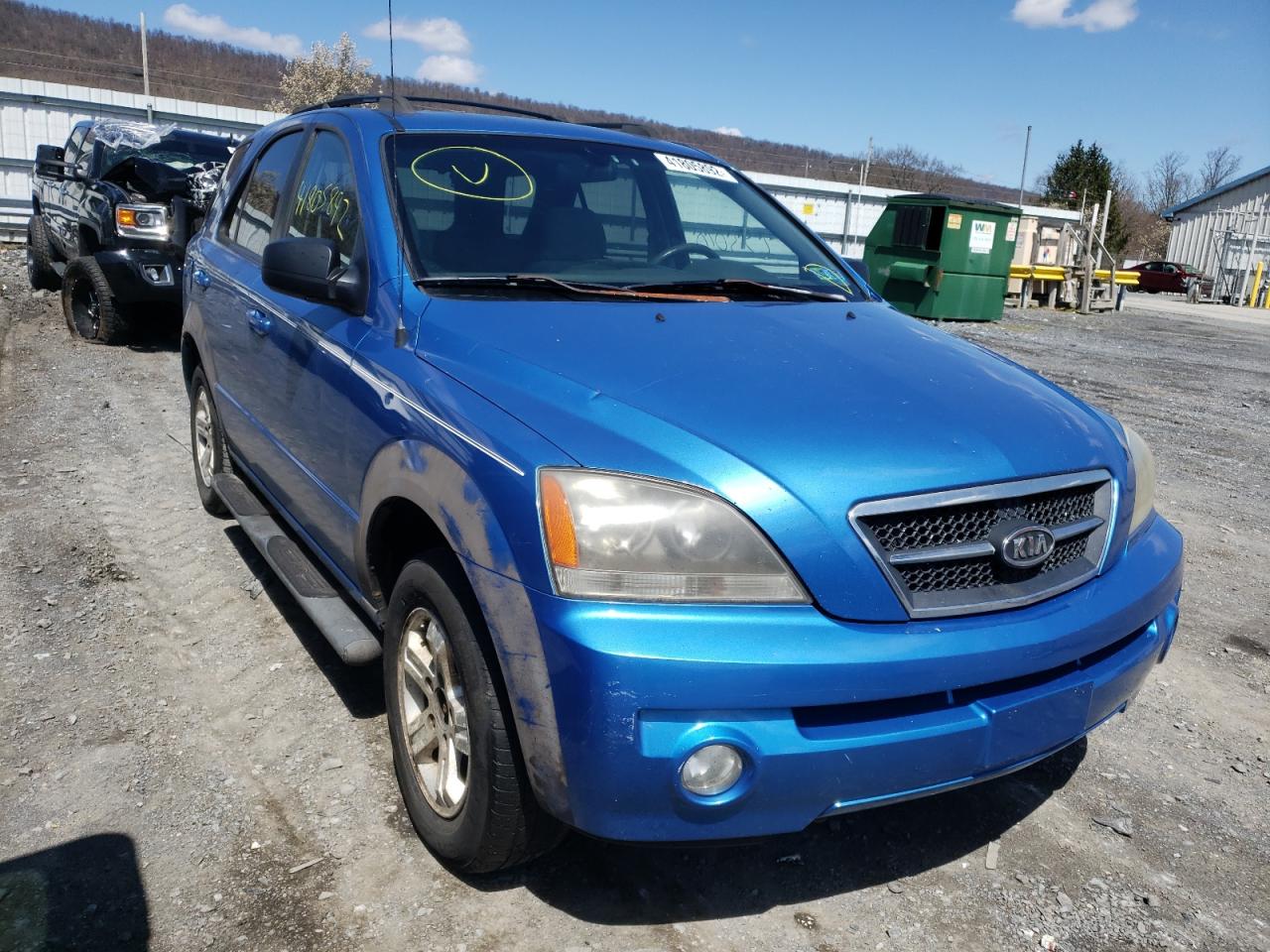 KIA SORENTO EX 2005 with VIN KNDJC733355394078 - Photo from auction