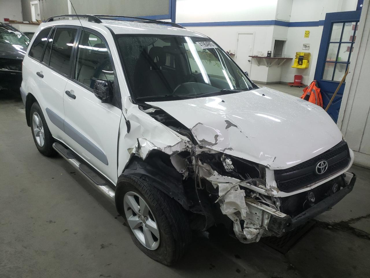 TOYOTA RAV4 2004 with VIN JTEHD20V346019137 - Photo from auction