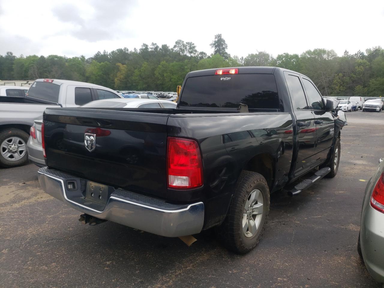 Photo 4 from auction – 2019 RAM 1500 CLASS with VIN 1C6RR6FG2KS530103