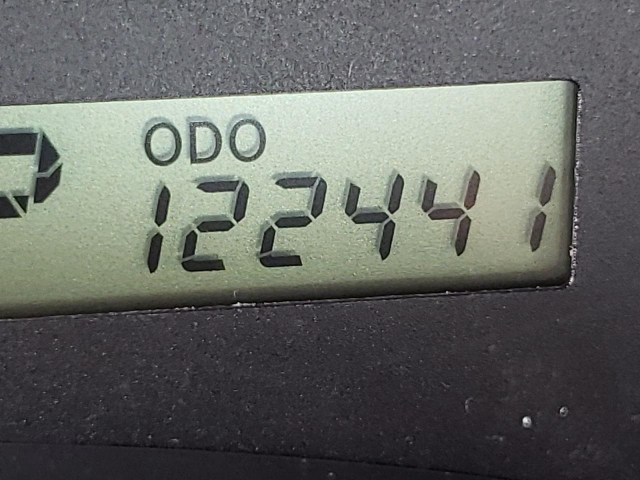 Photo 8 from auction – 2013 TOYOTA COROLLA with VIN 2T1BU4EE3DC027679