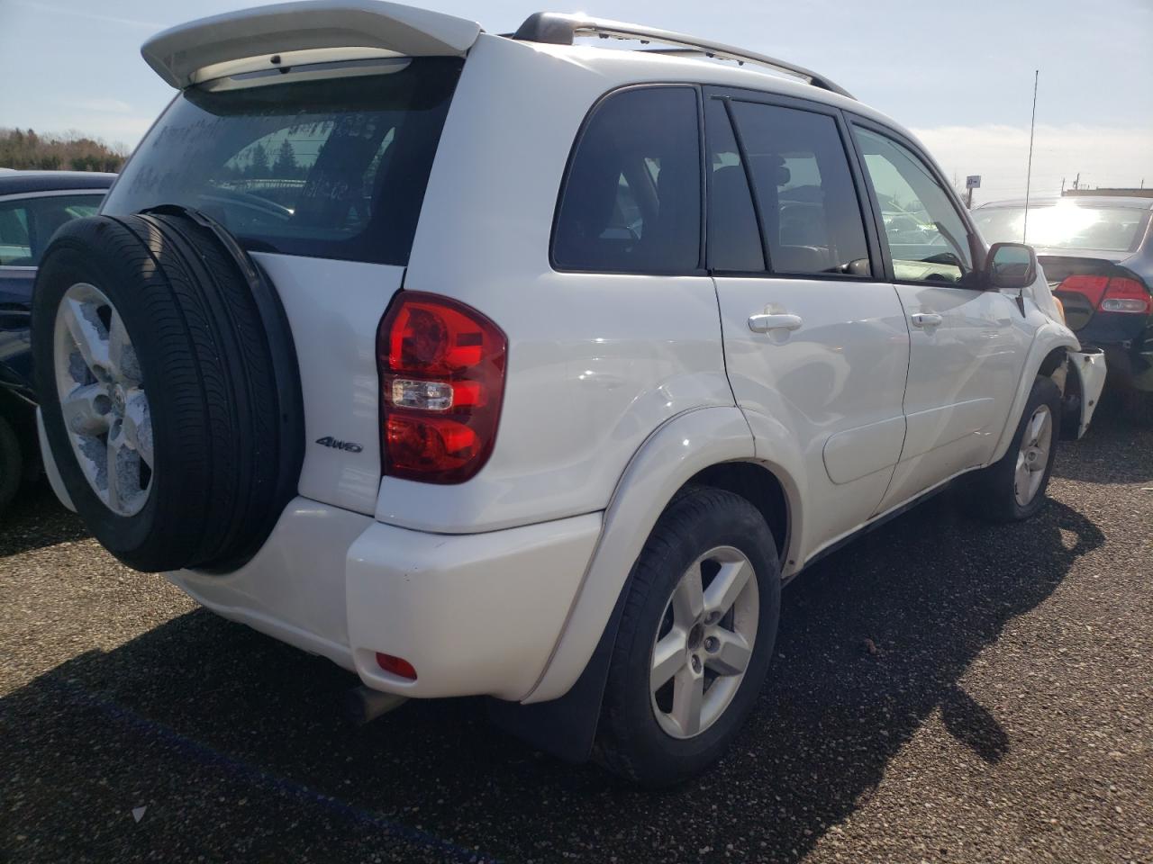 Photo 4 from auction – 2005 TOYOTA RAV4 with VIN JTEHD20V050068364