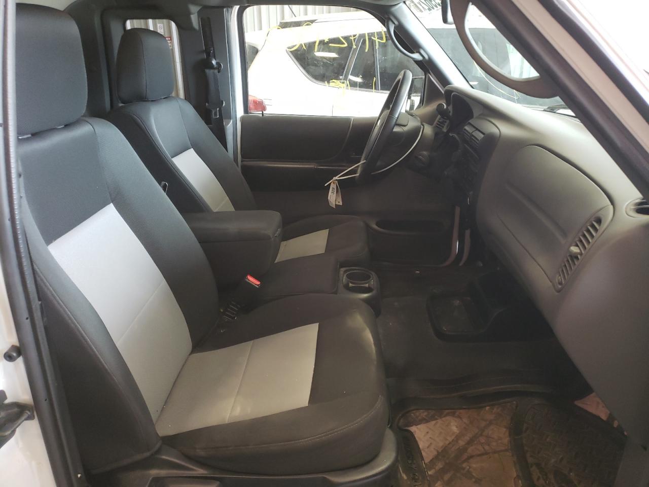 Photo 5 from auction – 2011 FORD RANGER SUP with VIN 1FTLR4FE3BPB19524