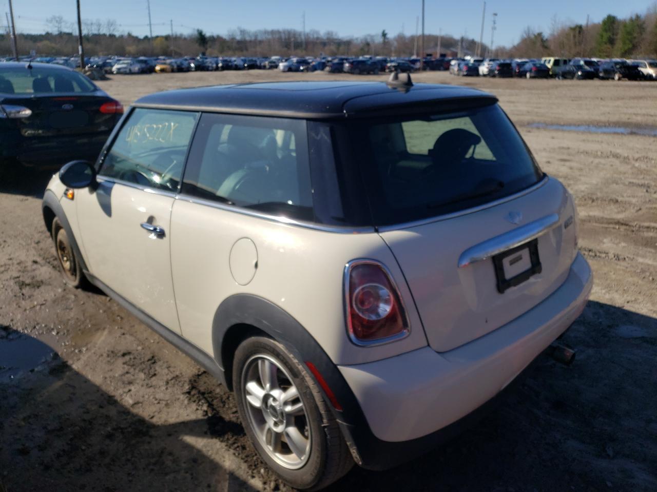 Photo 3 from auction – 2013 MINI COOPER with VIN WMWSU3C51DT544045