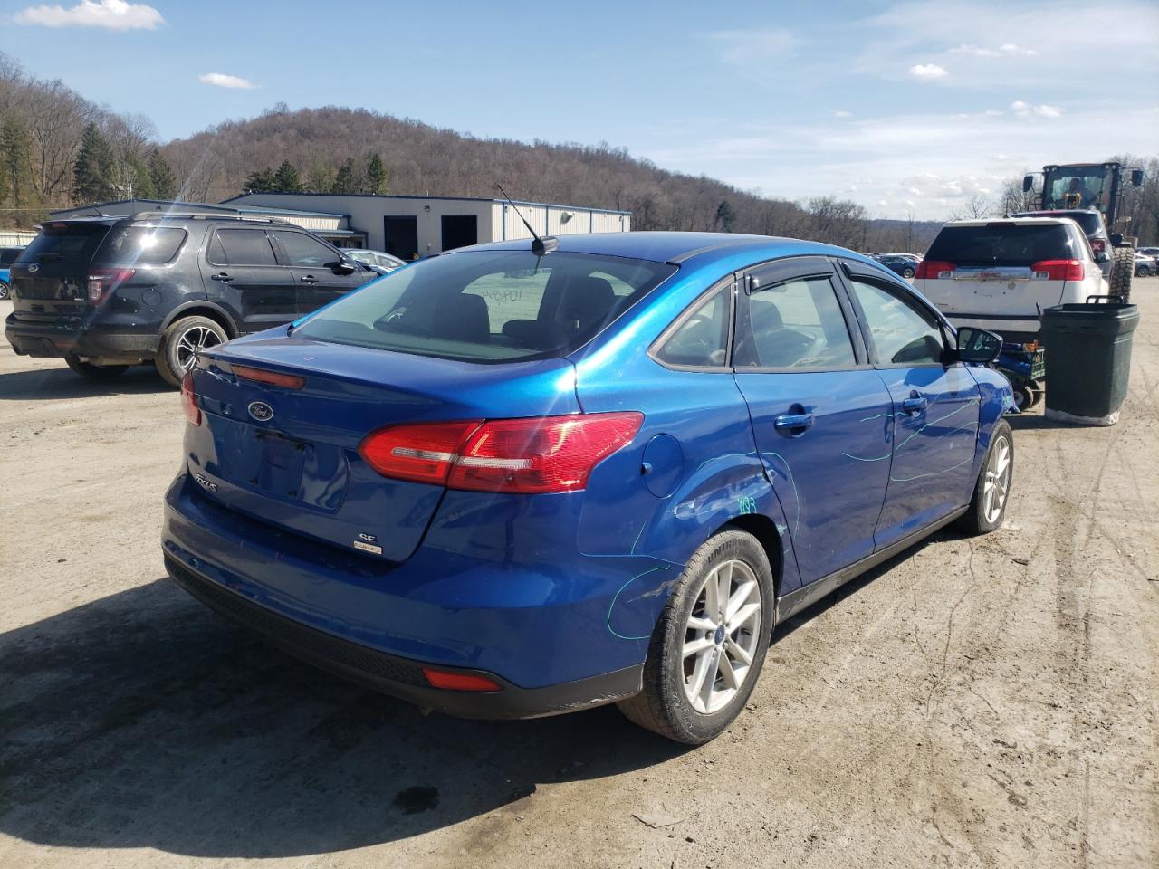 Photo 4 from auction – 2018 FORD FOCUS SE with VIN 1FADP3FE6JL310371