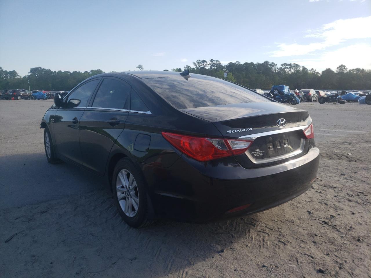 Photo 3 from auction – 2013 HYUNDAI SONATA GLS with VIN 5NPEB4AC3DH763820