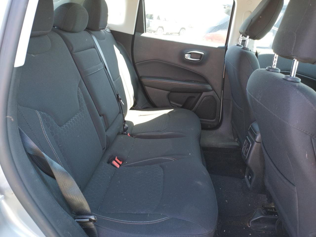 Photo 6 from auction – 2017 JEEP COMPASS SP with VIN 3C4NJCAB6HT652480