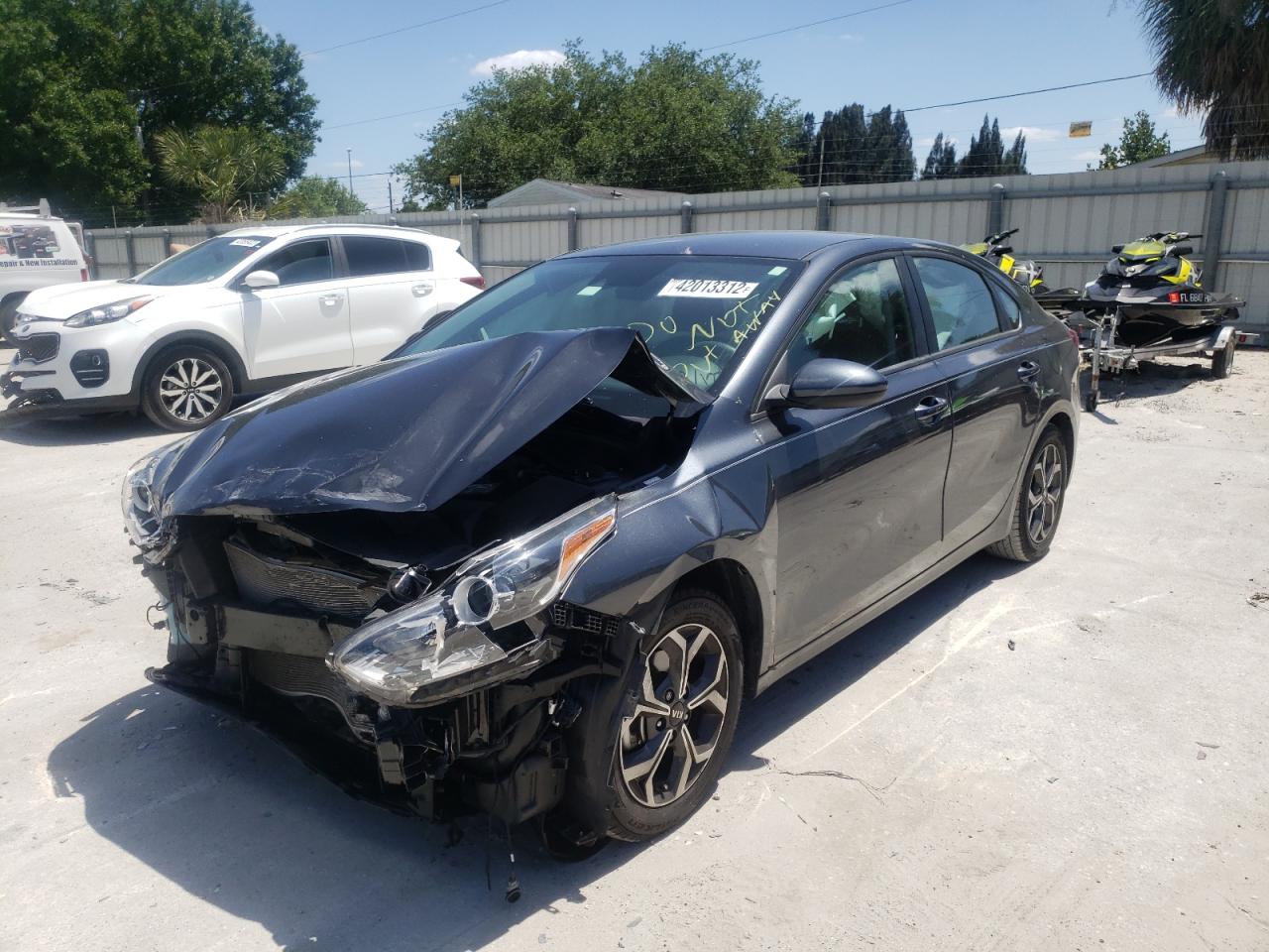 Photo 2 from auction – 2019 KIA FORTE FE with VIN 3KPF24AD1KE120137