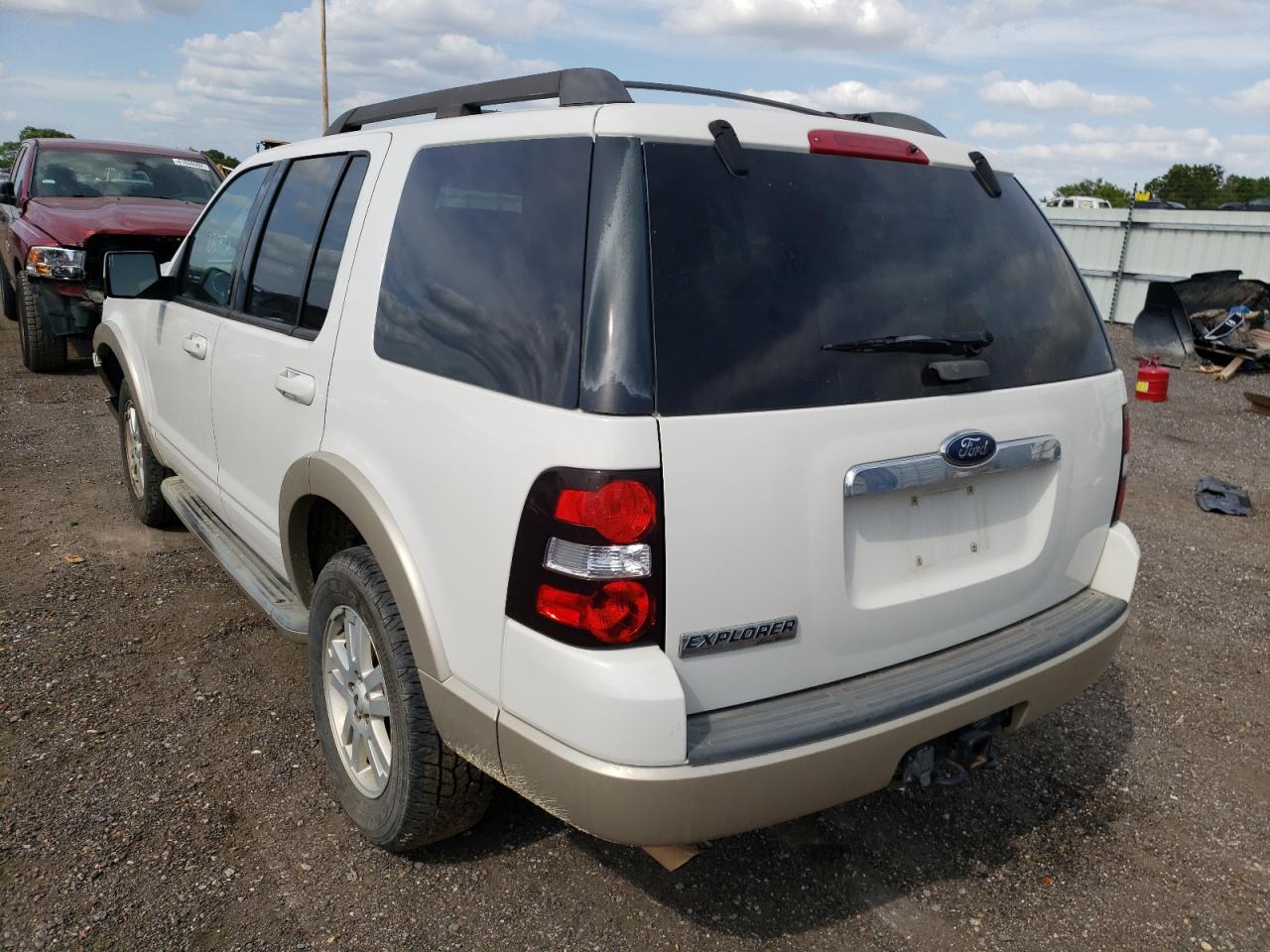 Photo 3 from auction – 2009 FORD EXPLORER E with VIN 1FMEU64E89UA33221