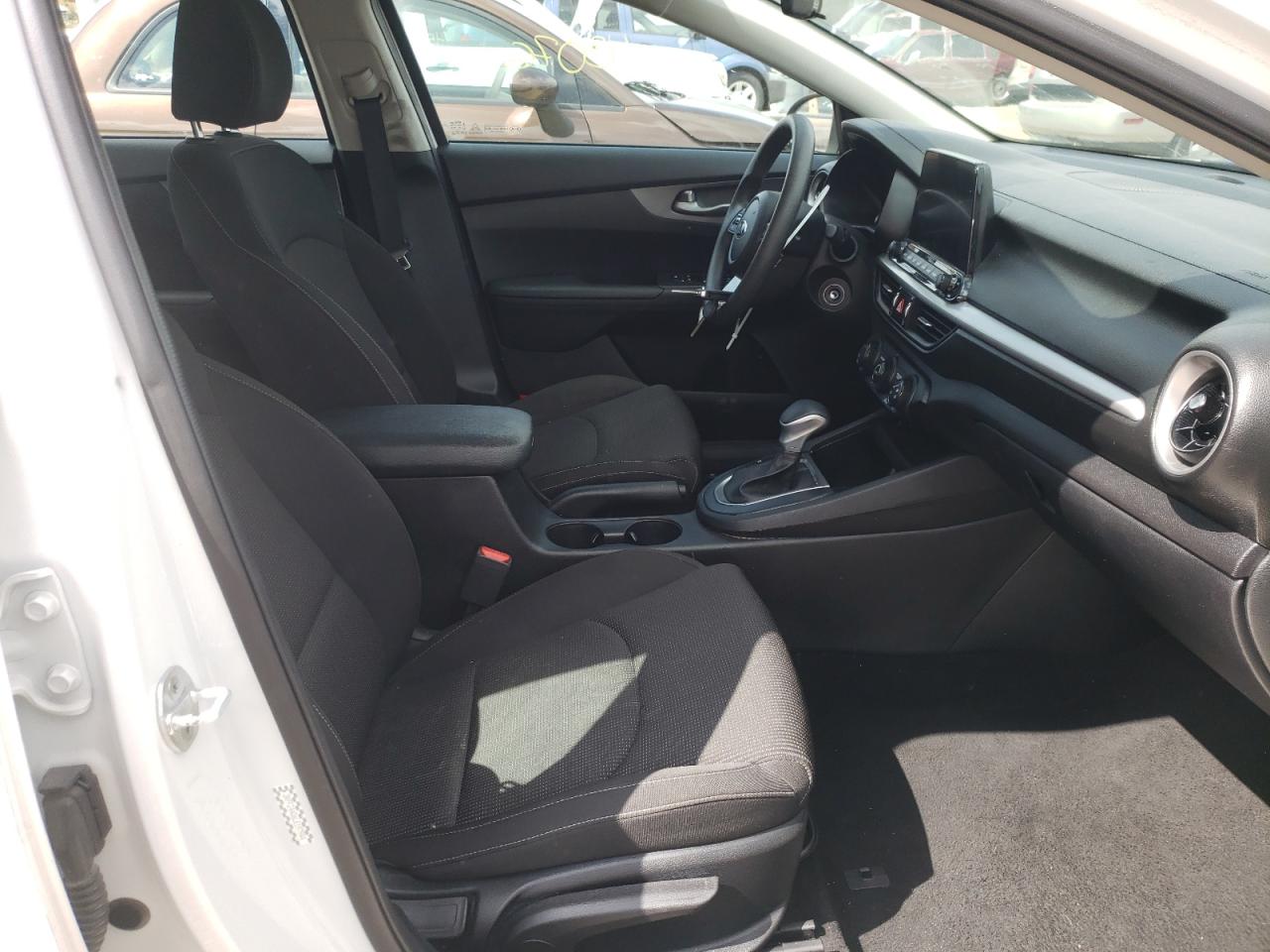 Photo 5 from auction – 2020 KIA FORTE FE with VIN 3KPF24AD6LE197944