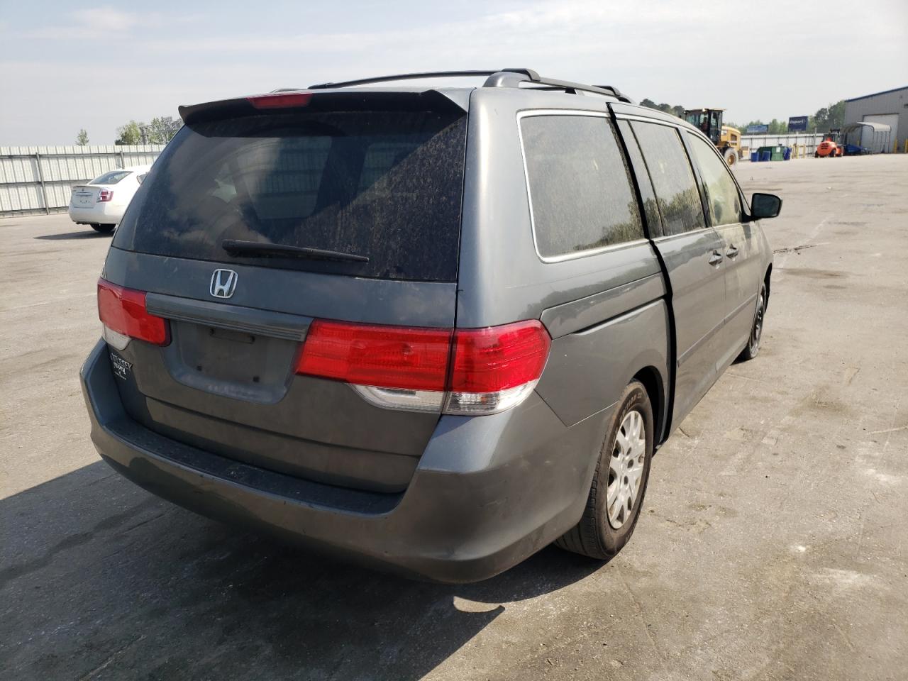 Photo 4 from auction – 2008 HONDA ODYSSEY LX with VIN 5FNRL38268B053966