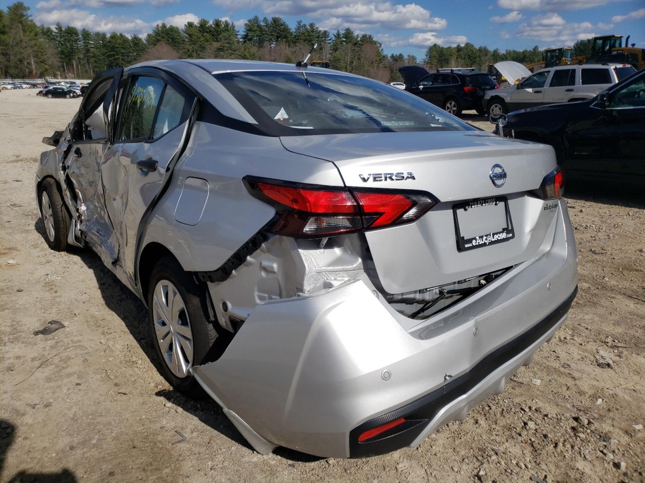 Photo 3 from auction – 2020 NISSAN VERSA S with VIN 3N1CN8DV0LL893557