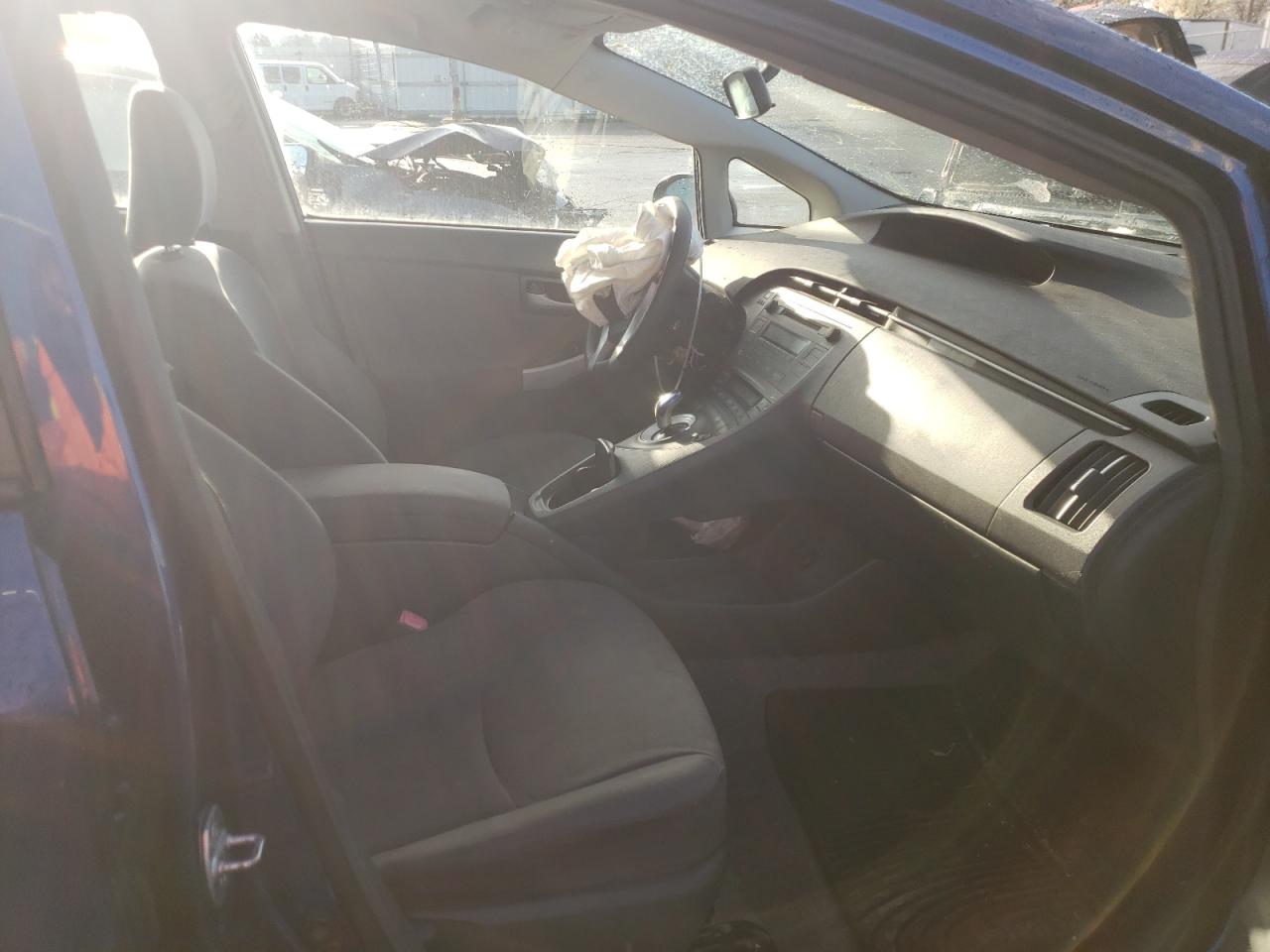 Photo 5 from auction – 2010 TOYOTA PRIUS with VIN JTDKN3DU3A0048571