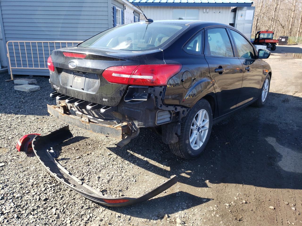 Photo 4 from auction – 2018 FORD FOCUS SE with VIN 1FADP3F2XJL224650