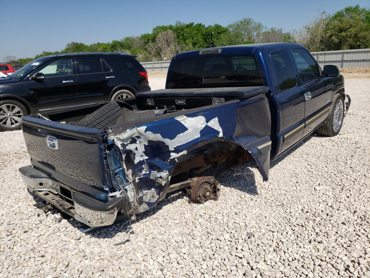 Photo 9 from auction – 2000 CHEVROLET SILVERADO with VIN 2GCEC19T9Y1408724