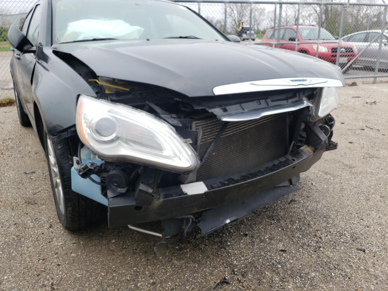 Photo 9 from auction – 2014 CHRYSLER 200 LX with VIN 1C3CCBAB9EN207176