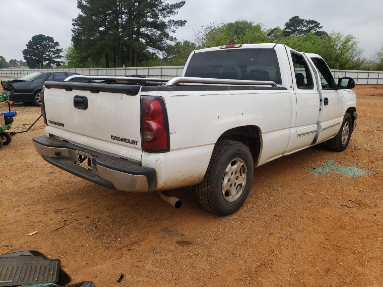Photo 4 from auction – 2003 CHEVROLET SILVERADO with VIN 2GCEC19V231111336
