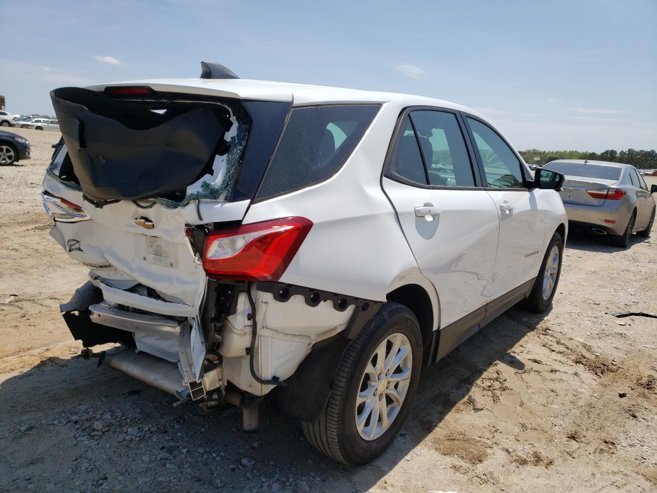 Photo 4 from auction – 2019 CHEVROLET EQUINOX LS with VIN 2GNAXHEV2K6123738
