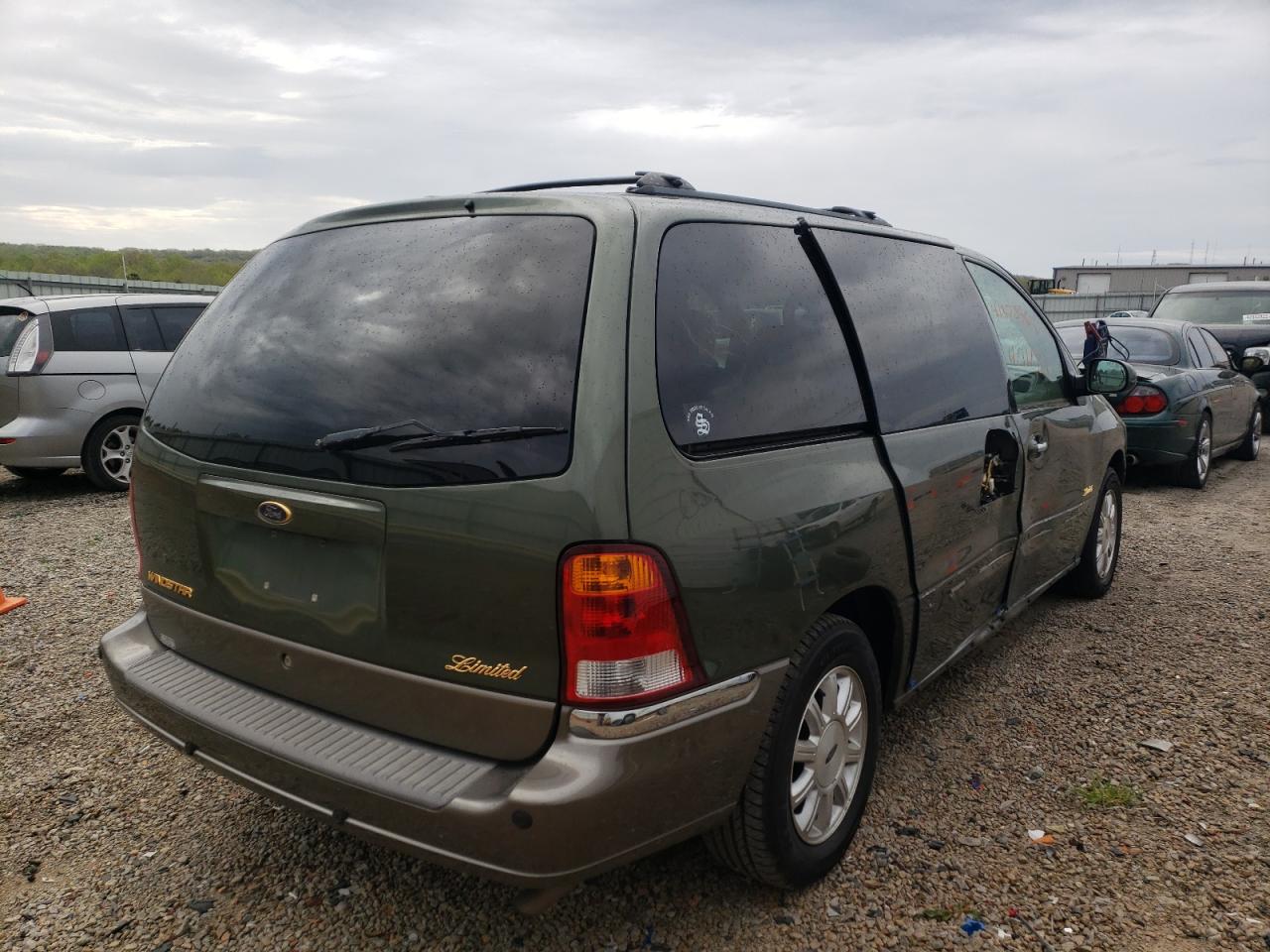 Photo 4 from auction – 2002 FORD WINDSTAR L with VIN 2FMDA58482BB51930