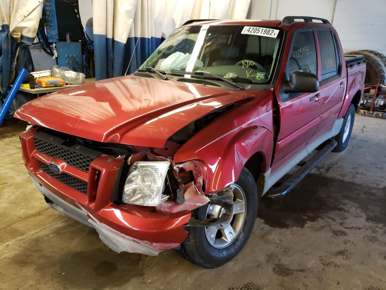 Photo 2 from auction – 2003 FORD EXPLORER S with VIN 1FMZU67E23UA26169