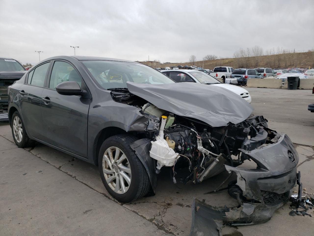 MAZDA 3 I 2012 with VIN JM1BL1V79C1628021 - Photo from auction