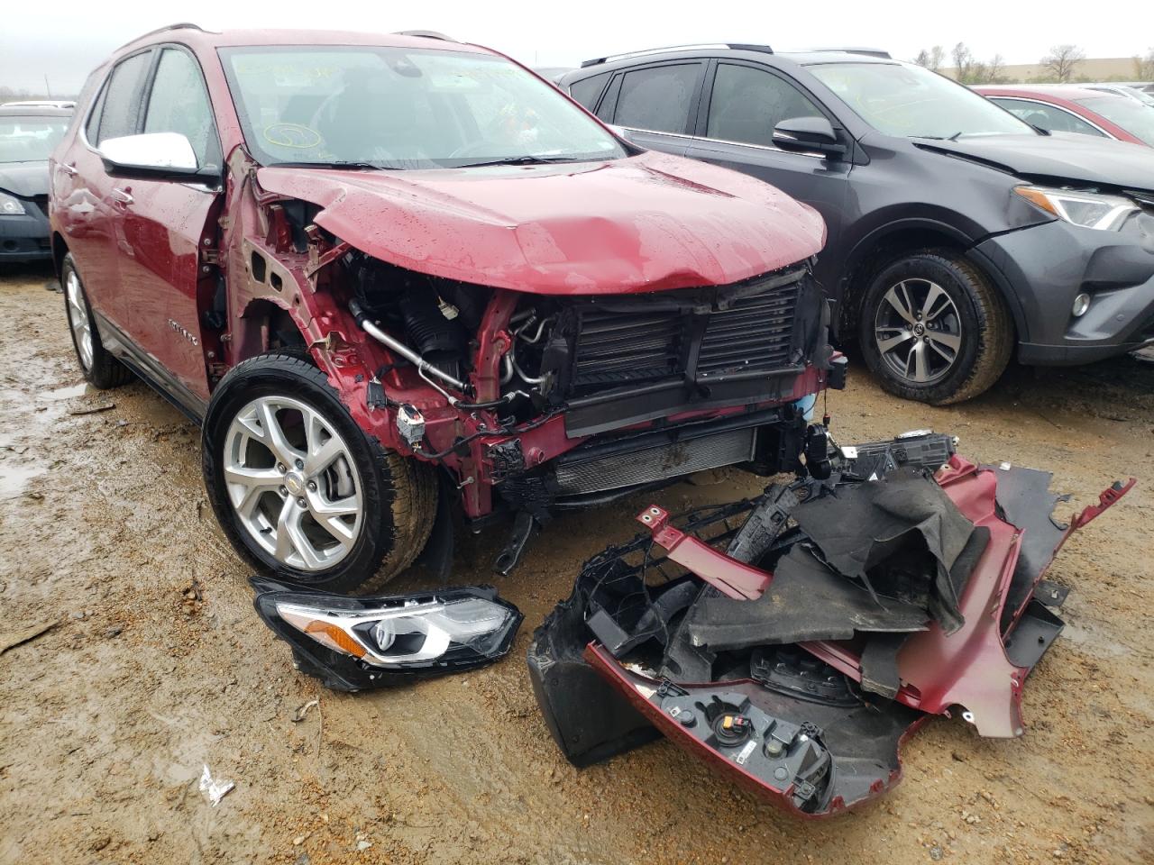 CHEVROLET EQUINOX PR 2018 with VIN 2GNAXMEV7J6114962 - Photo from auction
