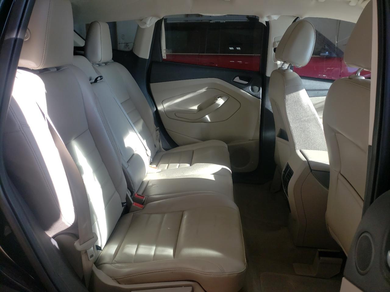 Photo 6 from auction – 2014 FORD ESCAPE SE with VIN 1FMCU9G92EUB34529