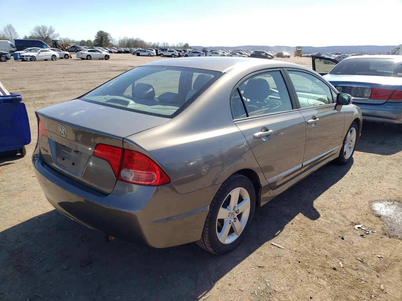 Photo 4 from auction – 2008 HONDA CIVIC EX with VIN 1HGFA16808L075965