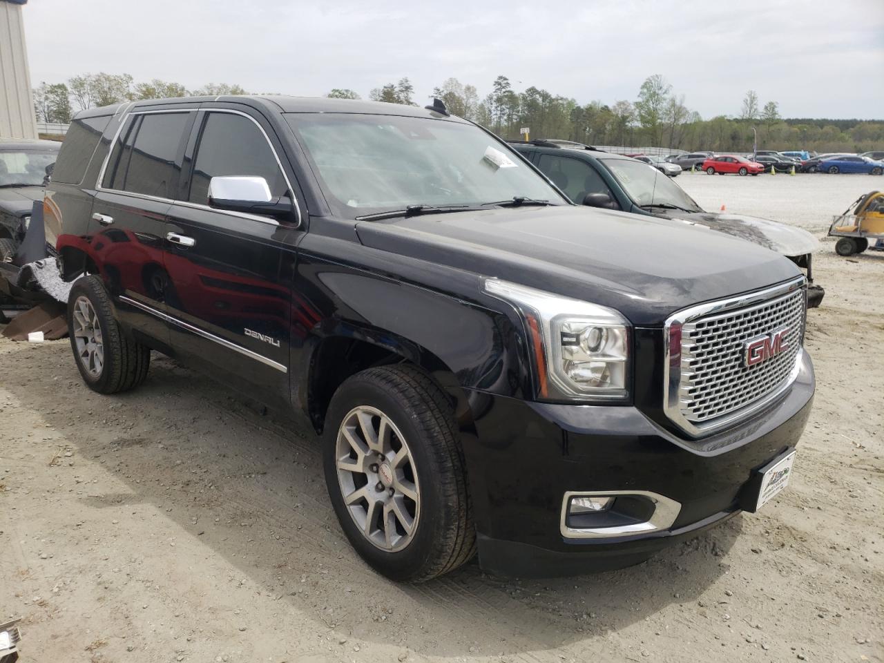 GMC YUKON DENA 2015 with VIN 1GKS2CKJ6FR643567 - Photo from auction