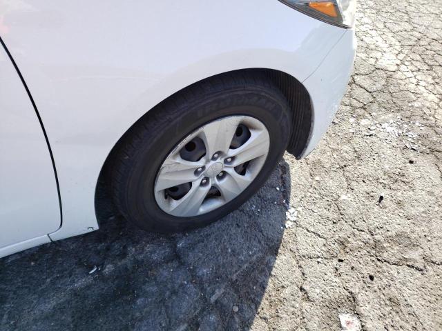 Photo 9 from auction – 2016 KIA FORTE LX with VIN KNAFK4A61G5544161