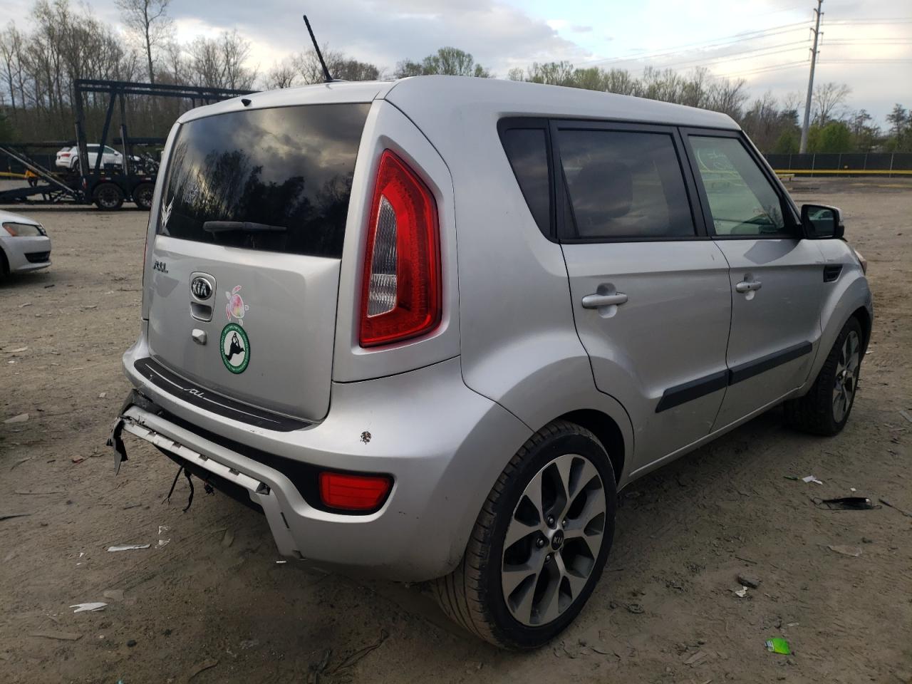 Photo 4 from auction – 2013 KIA SOUL + with VIN KNDJT2A69D7776537