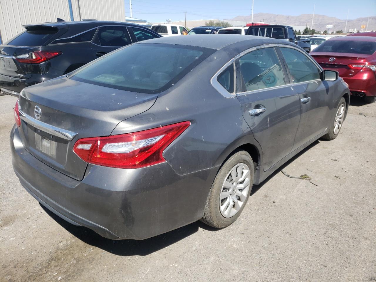 Photo 4 from auction – 2016 NISSAN ALTIMA 2.5 with VIN 1N4AL3AP2GN327771