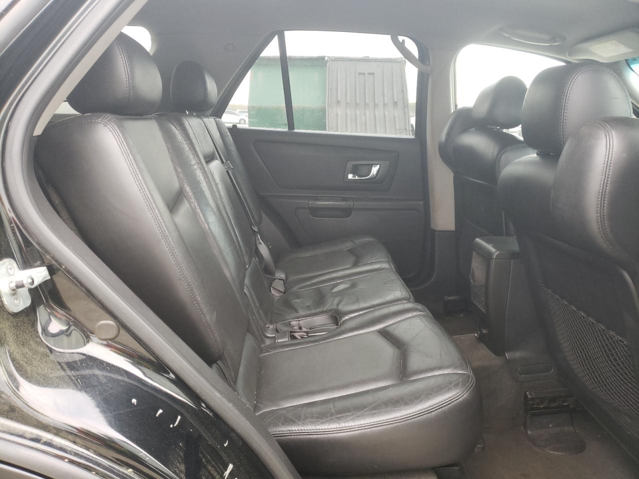 Photo 6 from auction – 2006 CADILLAC SRX with VIN 1GYEE637360197204
