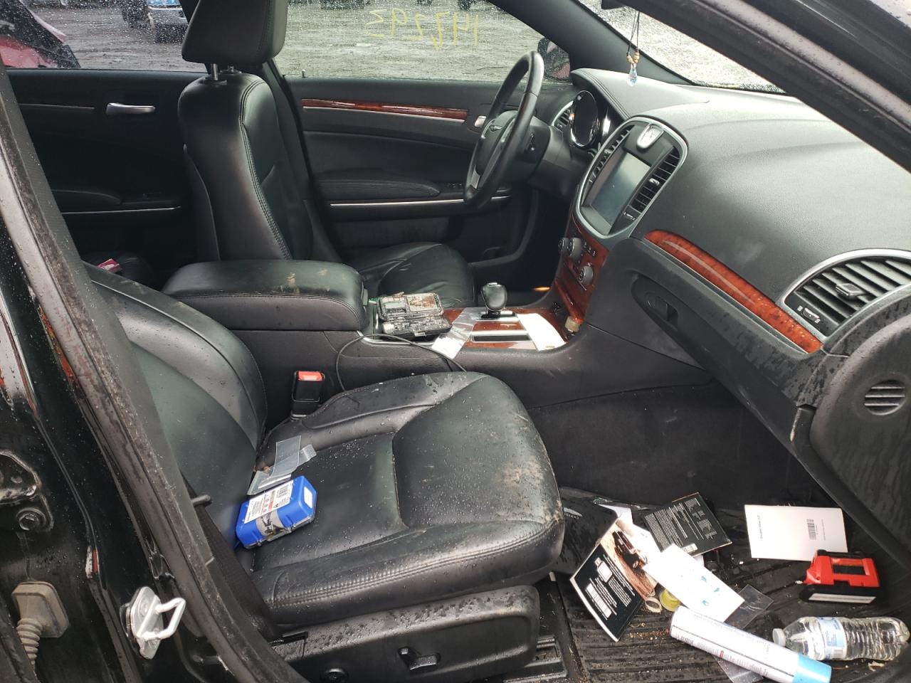 Photo 5 from auction – 2013 CHRYSLER 300 with VIN 2C3CCAAG7DH640993