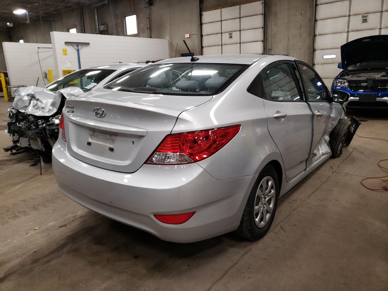 Photo 4 from auction – 2014 HYUNDAI ACCENT GLS with VIN KMHCT4AE9EU671152