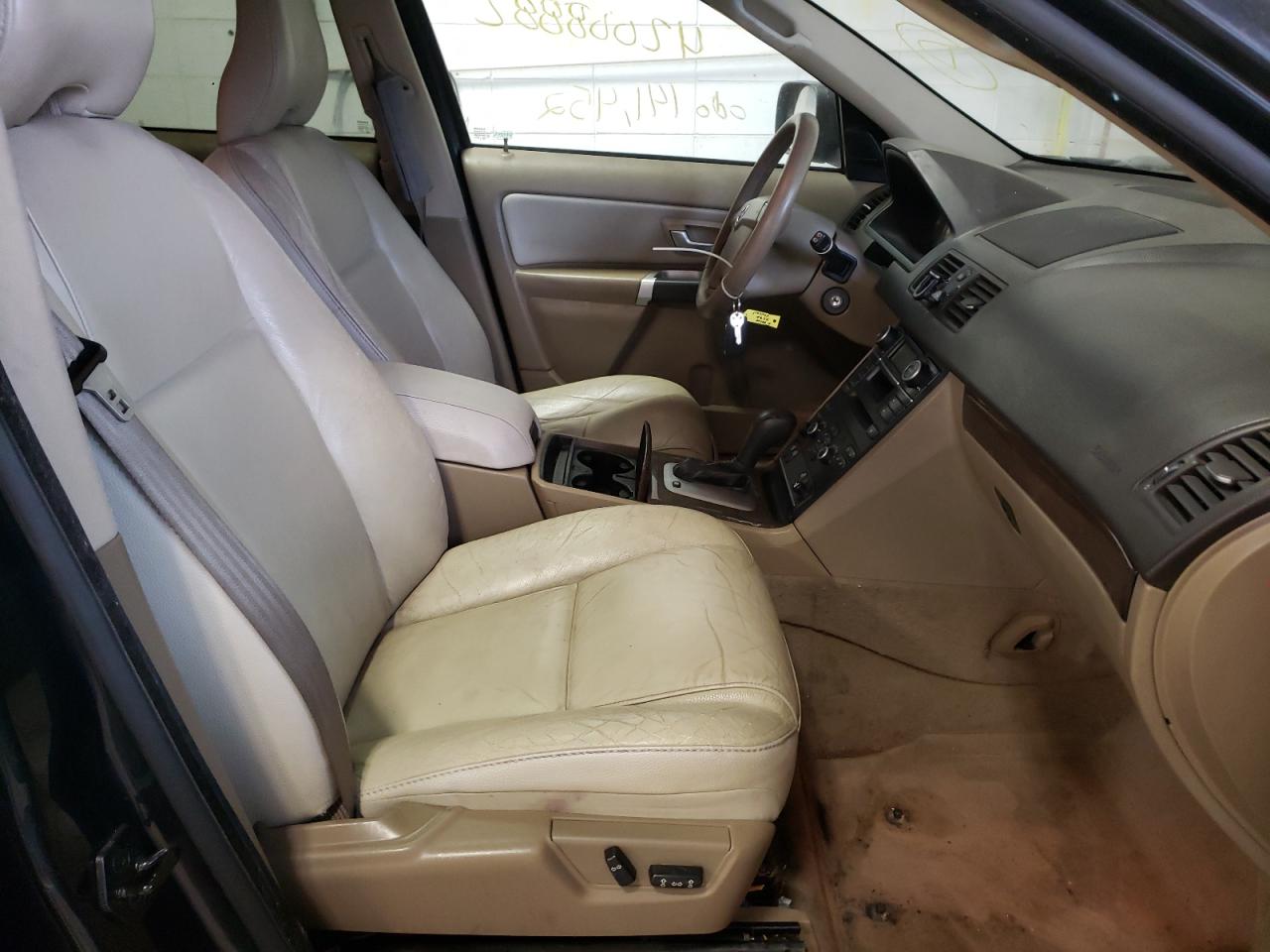 Photo 5 from auction – 2011 VOLVO XC90 3.2 with VIN YV4952CZ6B1583618