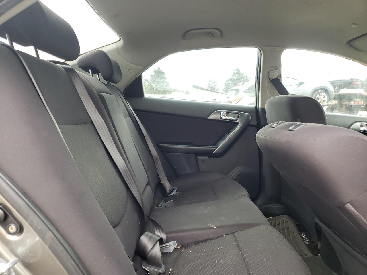 Photo 6 from auction – 2013 KIA FORTE EX with VIN KNAFU4A20D5648031
